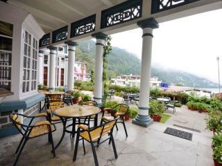 Palace Belvedere Hotel Nainital Buitenkant foto